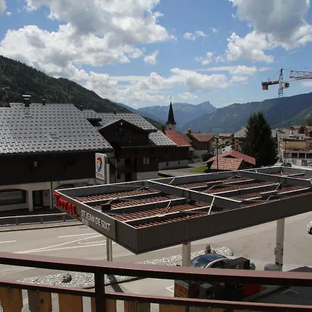 Au Centre Du Village, Proche Des Stations De - 4 Personnes - Fr-1-459-163 * Saint-Jean-de-Sixt